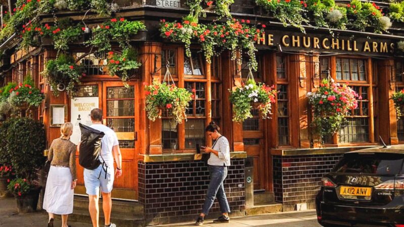 Classic Pubs and Bars london
